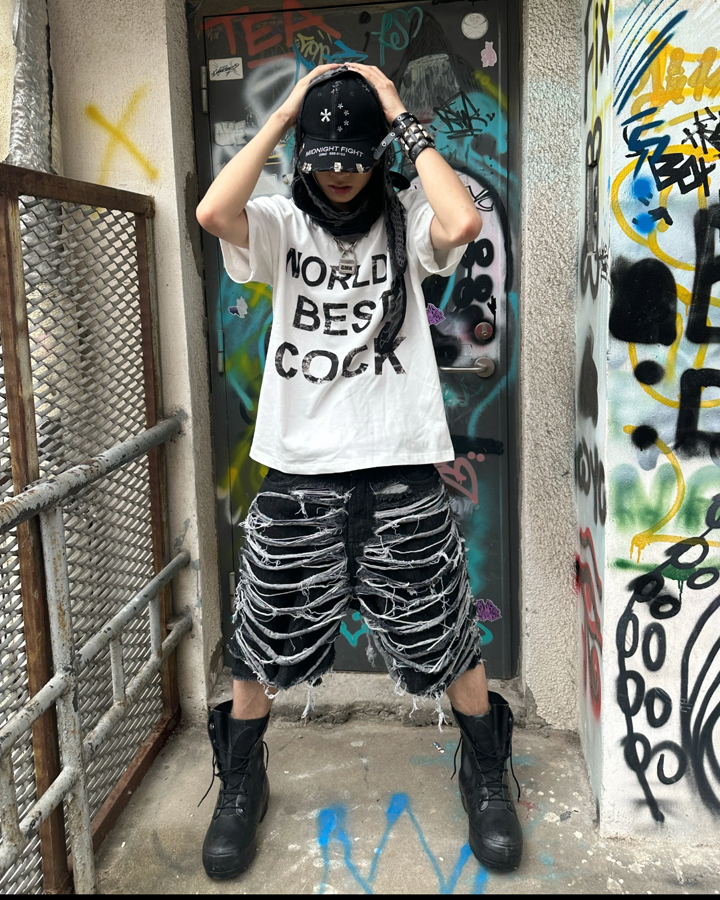 High-Street Knife-Cut Distressed Denim Shorts