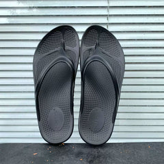 OOFOS Lightweight High-Rebound Recovery Flip Flops for Women