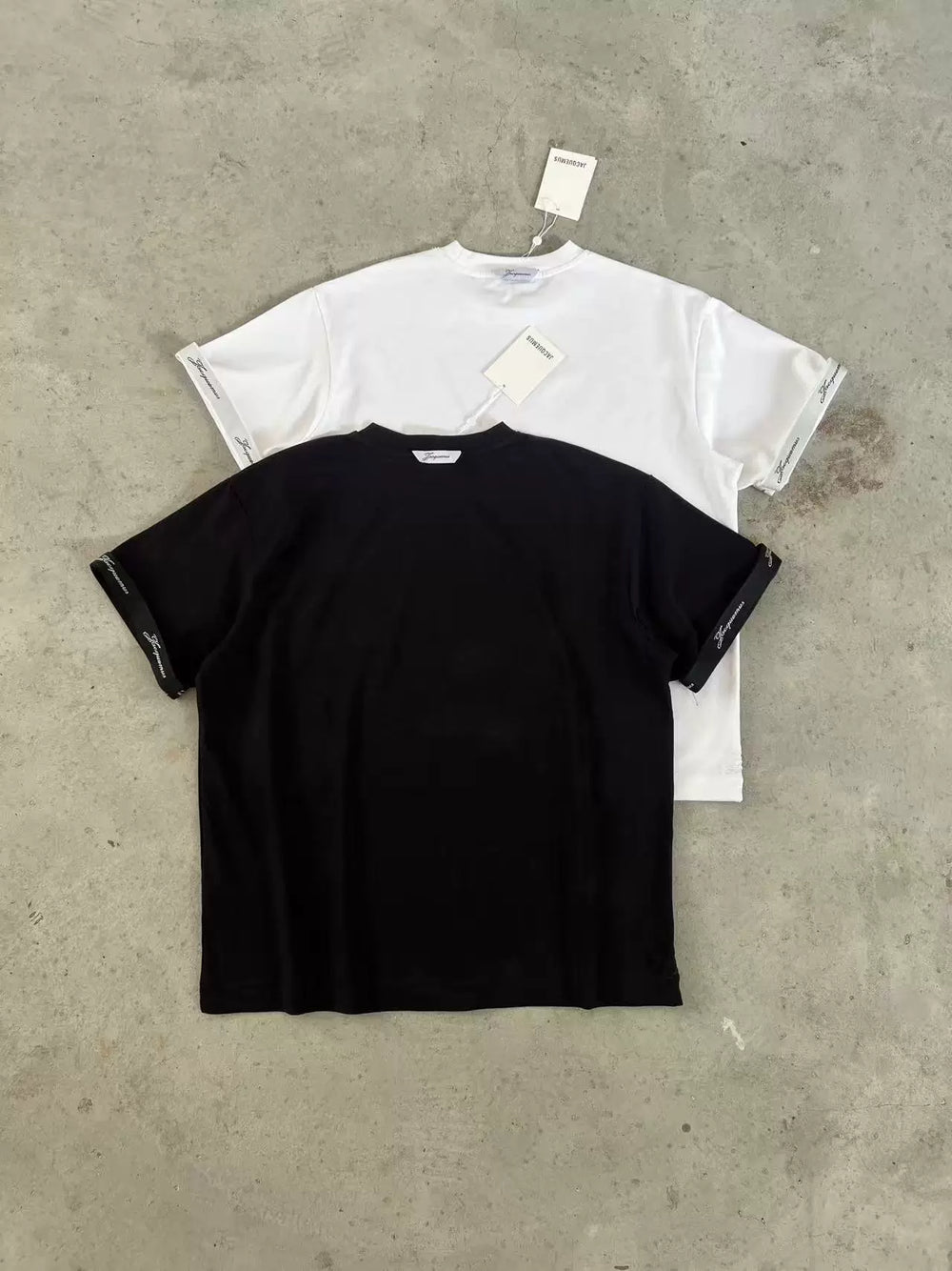 Jacquemus VENTADOU Unisex Loose Fit Crew Neck T-Shirt