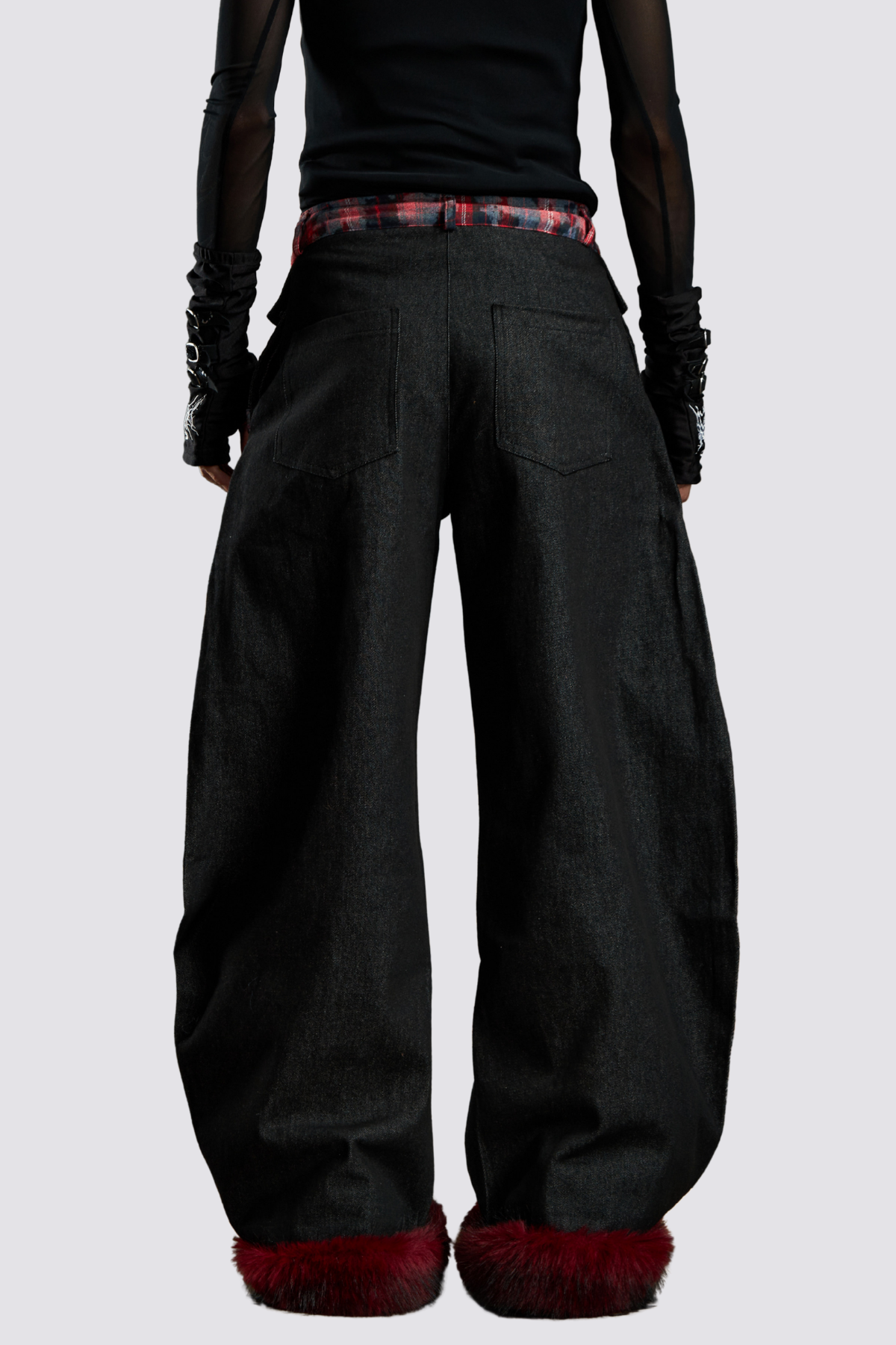 Path Fire Fur Barrel Jeans Black