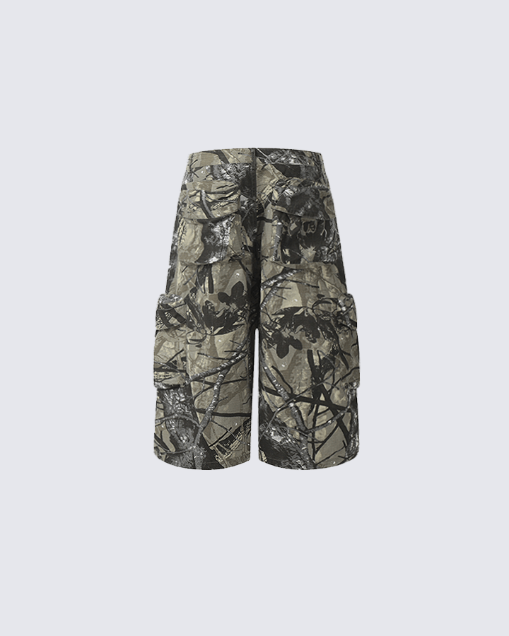 Camo Print Wide-Leg Cargo Shorts